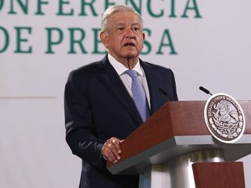 Desde su prima y hermanos, algunas de las polémicas en la familia de AMLO