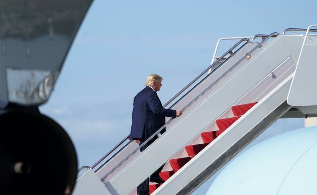 Donald Trump está tan seguro de que la mayoría de su Partido Republicano lo respaldará que no ve ningún riesgo en viajar a Suiza para el Foro Económico Mundial (Foto: Reuters)