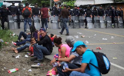 Detienen a organizador de caravana de migrantes tras amenaza de Trump