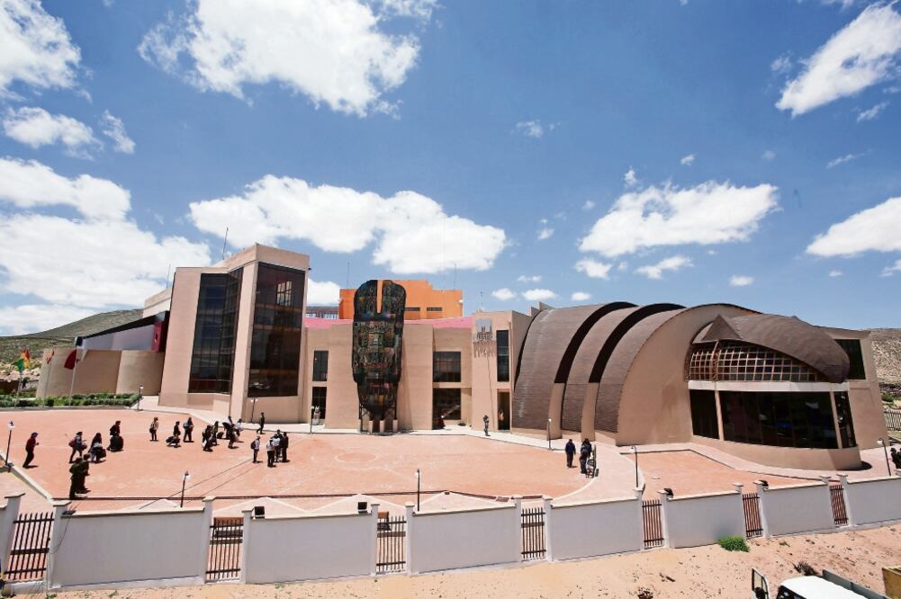 Vista del “Museo de la Revolución Democrática y Cultural”, inaugurado ayer en Orinoca, dedicado a la vida de Evo Morales (MARTÍN ALIPAZ. EFE)