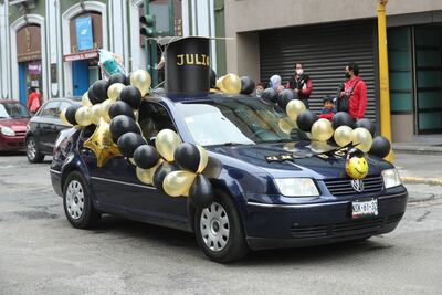 Con caravanas, celebran clausura de ciclo escolar en Toluca 