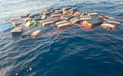 Marina asegura dos toneladas de cocaína en el Golfo de Tehuantepec; paquetes estaban flotando en el mar
