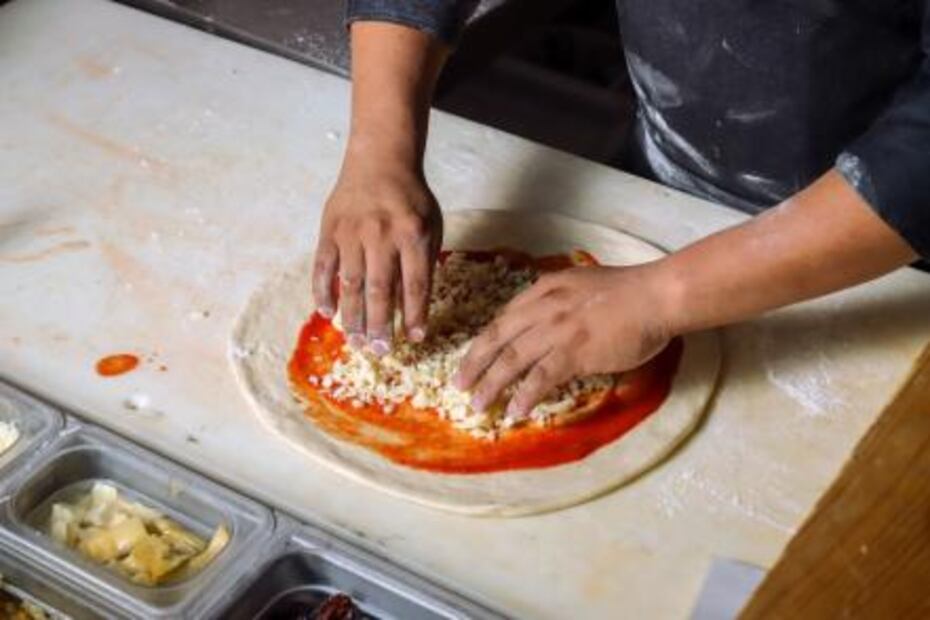 Aprende a preparar pizza casera