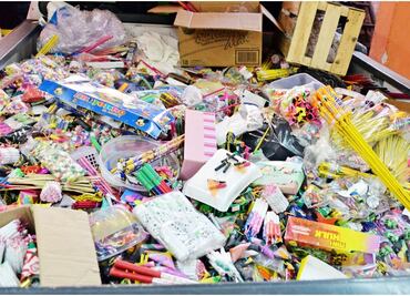 ¿Puedes ir a la cárcel si truenas cohetes?