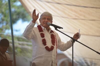 Acusa AMLO a Yunes Linares de nepotismo por precandidatura de su hijo