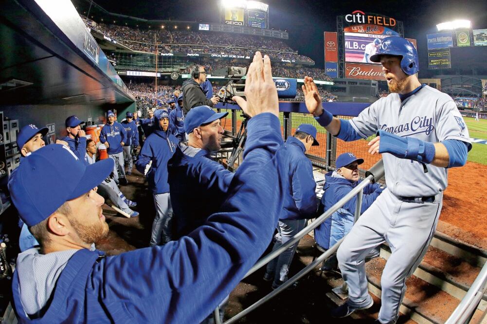 Ben Zobrist anotó en la octava, tras error de Daniel Murphy (MATT SLOCUM. AP)
