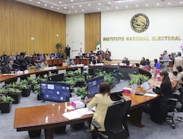 Tras reunión con Sheinbaum, INE pide ampliación de 1 mil 500 mdp para elección judicial; pagarán salarios