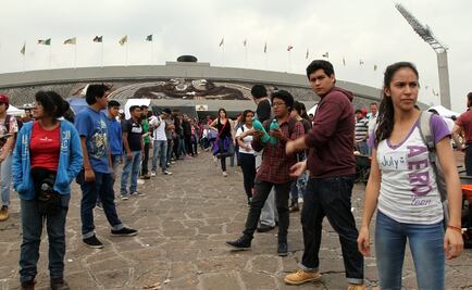 Creadores apoyan a víctimas del sismo con arte