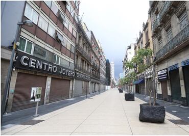 Tiendas de autoservicio y departamentales esperan caída de hasta 12% en México