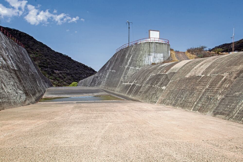 Las lluvias de los últimos meses que han caído en diversas zonas de la entidad queretana no son suficientes para hacer frente a la sequía que la ha venido golpeando. Foto: Archivo El Universal