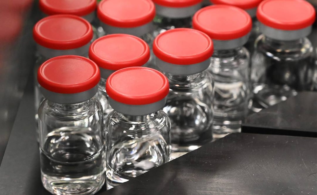 AstraZeneca realiza ensayos para desarrollar una posible vacuna contra el Covid-19 (Foto: AFP)