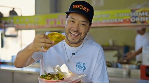 Lalo Villar sazona deporte y comida