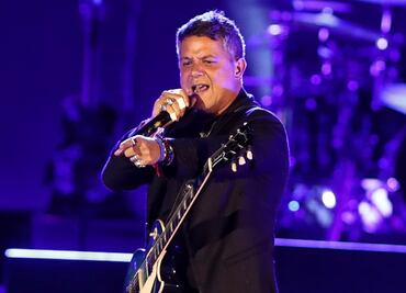 Alejandro Sanz le canta al mundo a través de concierto streaming