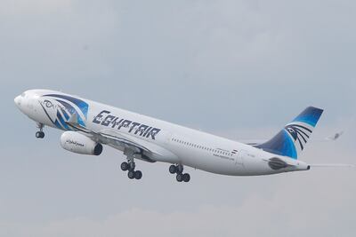 Afirma Egipto que encontró restos de avión de Egyptair