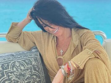 Con los brazaletes de Inés Gómez Mont podría comprarse una casa