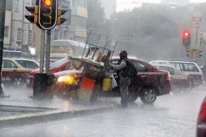 Lluvias paralizan hasta el aeropuerto