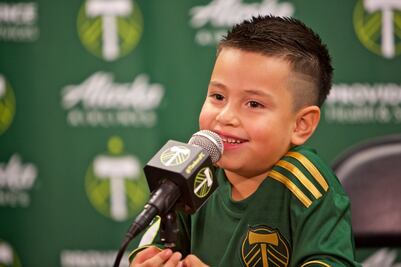 En la MLS le cumplen sueño a niño de cinco años