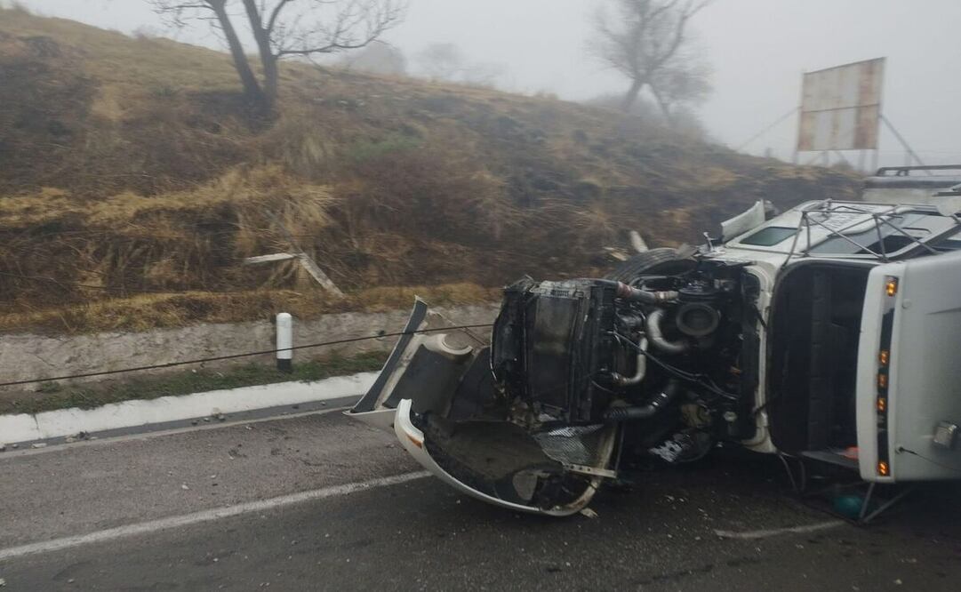 Accidente en la autopista Toluca-Atlacomulco deja un herido y fuerte congestionamiento. Foto: Especial