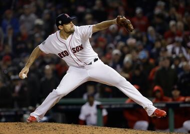 Red Sox se lleva el primer juego de la Serie Mundial