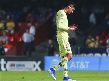 Edson Álvarez ya habría aceptado la oferta del Ajax