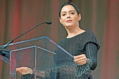 Acusan a Rose McGowan por posesión de cocaína