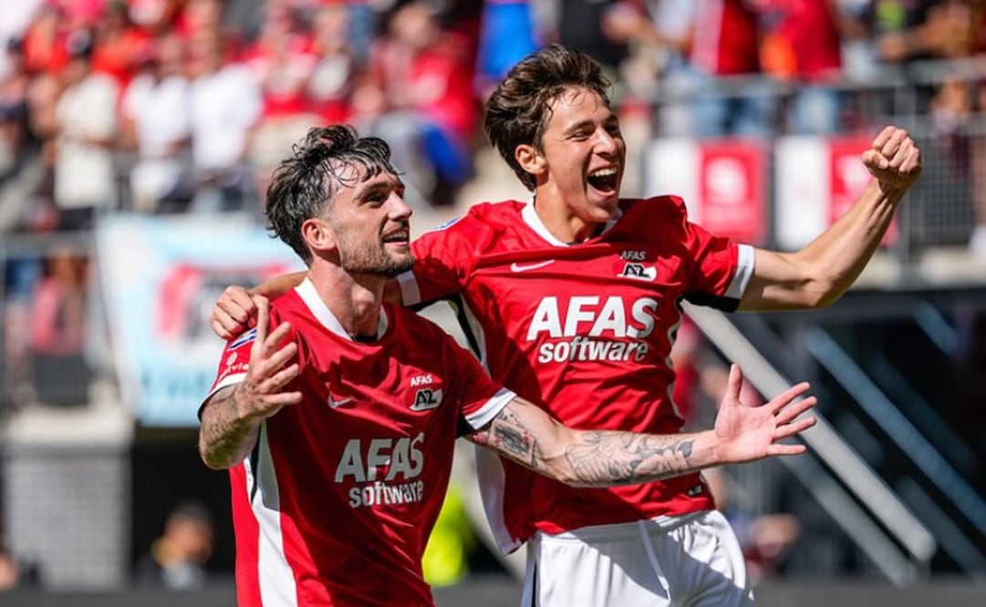 Mateo Chávez con el AZ Alkmaar - Foto: @mateo.chaveez en Instagram