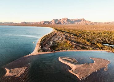 Isla Tiburón, tierra sagrada a la que no puedes llegar sin permiso
