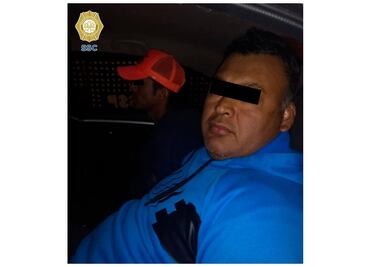 Sujetos entran a iglesia y asaltan a 3 feligreses en Coyoacán