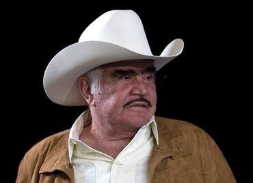 Reportan recaída de Vicente Fernández; regresa a terapia intensiva