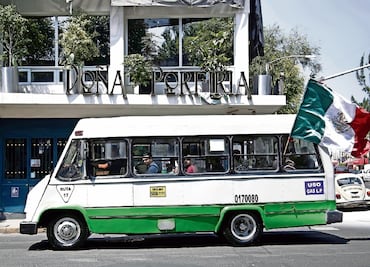 Salsa y banda marcan ritmo en festejos patrios