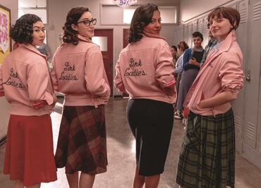 Las Pink ladies rinden tributo a Newton-John