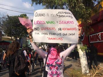 Flores para Ingrid Escamilla