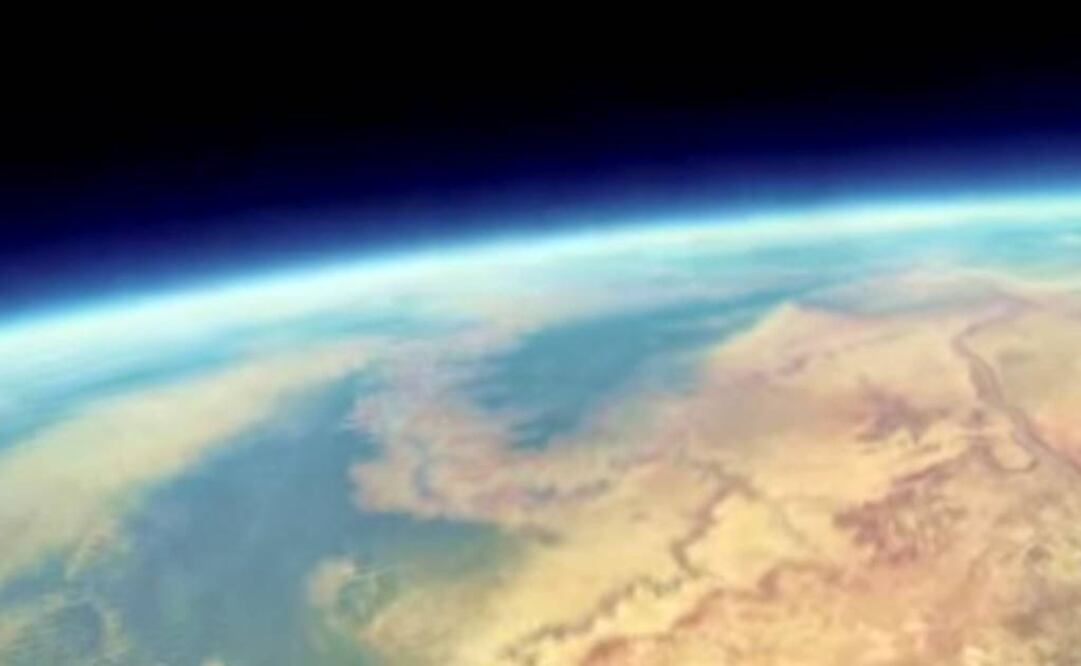 En junio de 2013, un grupo de amigos construyeron y lanzaron un globo meteorológico. Foto: Captura YouTube