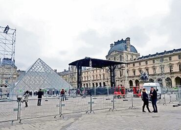 Fanfarrias en equipo Macron