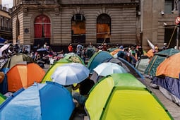 Maestros de la CNTE mantienen plantón cerca del Zócalo; sigue aquí el minuto a minuto