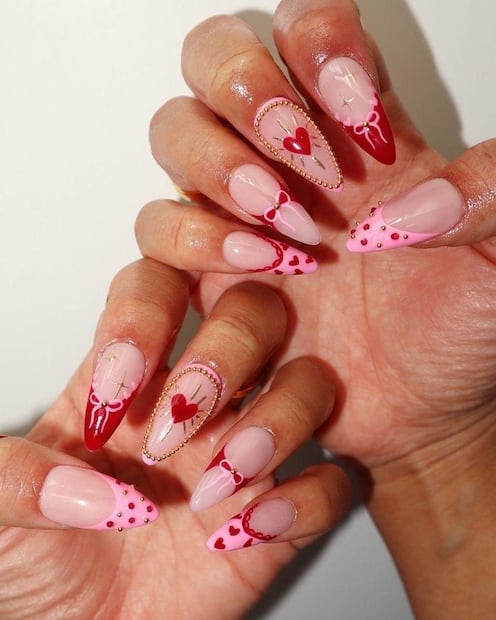 Uñas multi-San Valentín. Foto: Etsy