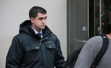 Hombre rompió el pulgar a estatua de un museo en Filadelfia 