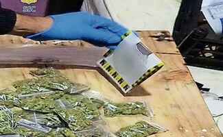 Capturan a uno y aseguran droga en Iztapalapa