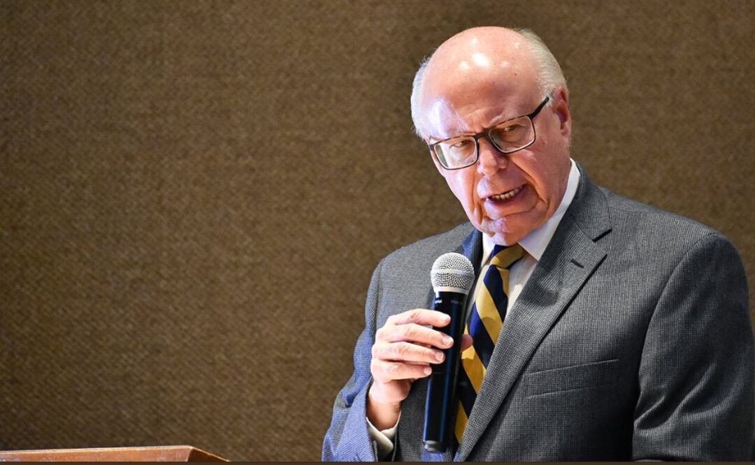 “Lo tengo que decir como médico y como secretario de Salud; la mariguana genera adicción", dice Narro. Foto: @JoseNarroR