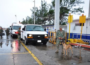 Marina realiza práctica de “amenaza” en recinto portuario
