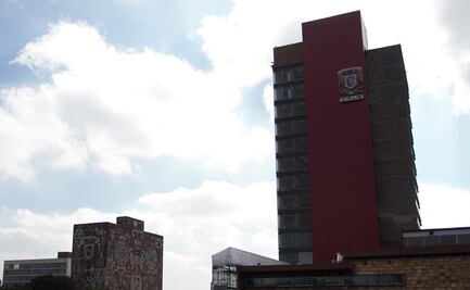 UNAM reanuda trámites de titulación y graduación 