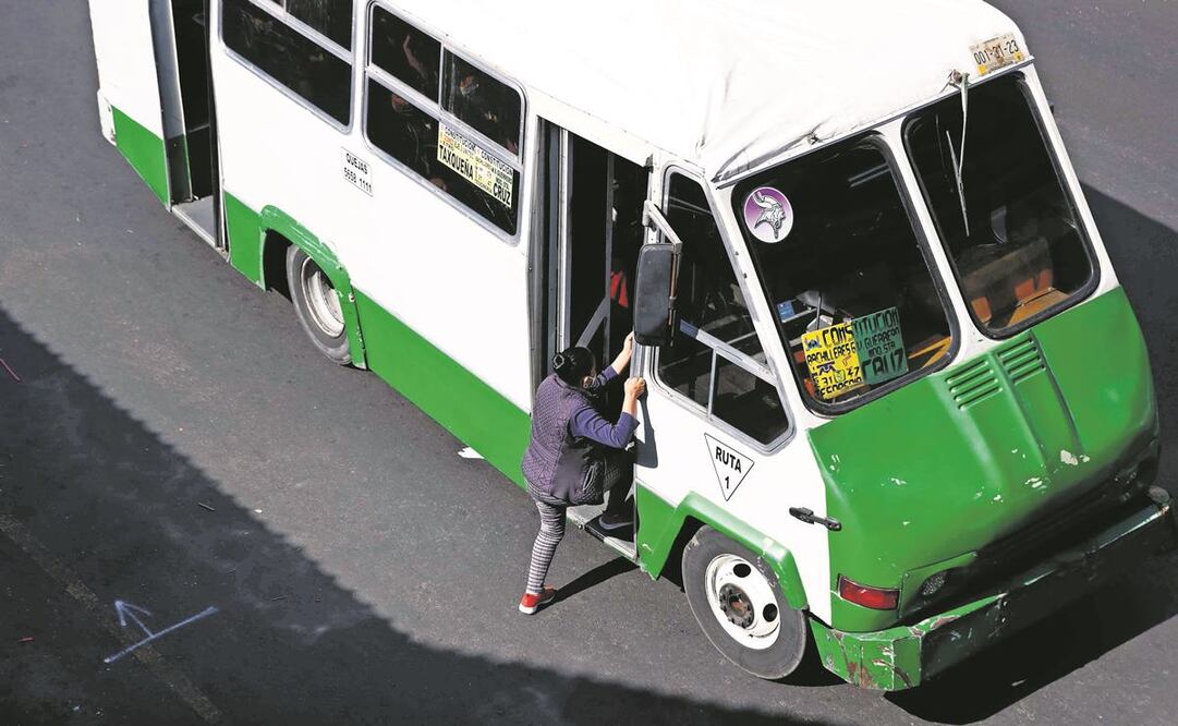 Tras un asalto en transporte público, Claudia sufre las secuelas de las esquirlas que cayeron en su cabeza. Foto: Archivo/ EL UNIVERSAL.