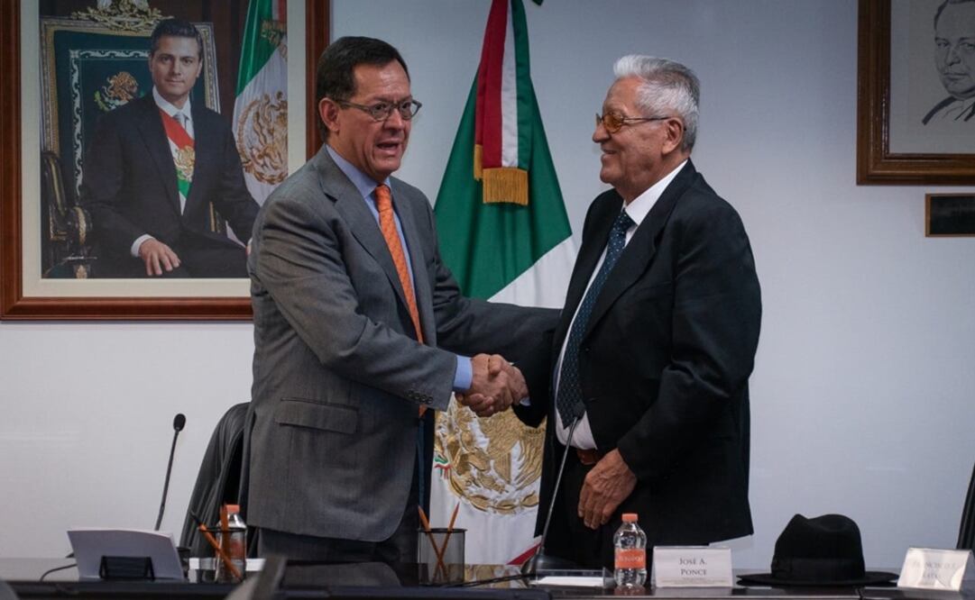 Roberto Campa Cifrián y José Ángel Ponce. FOTO: Especial