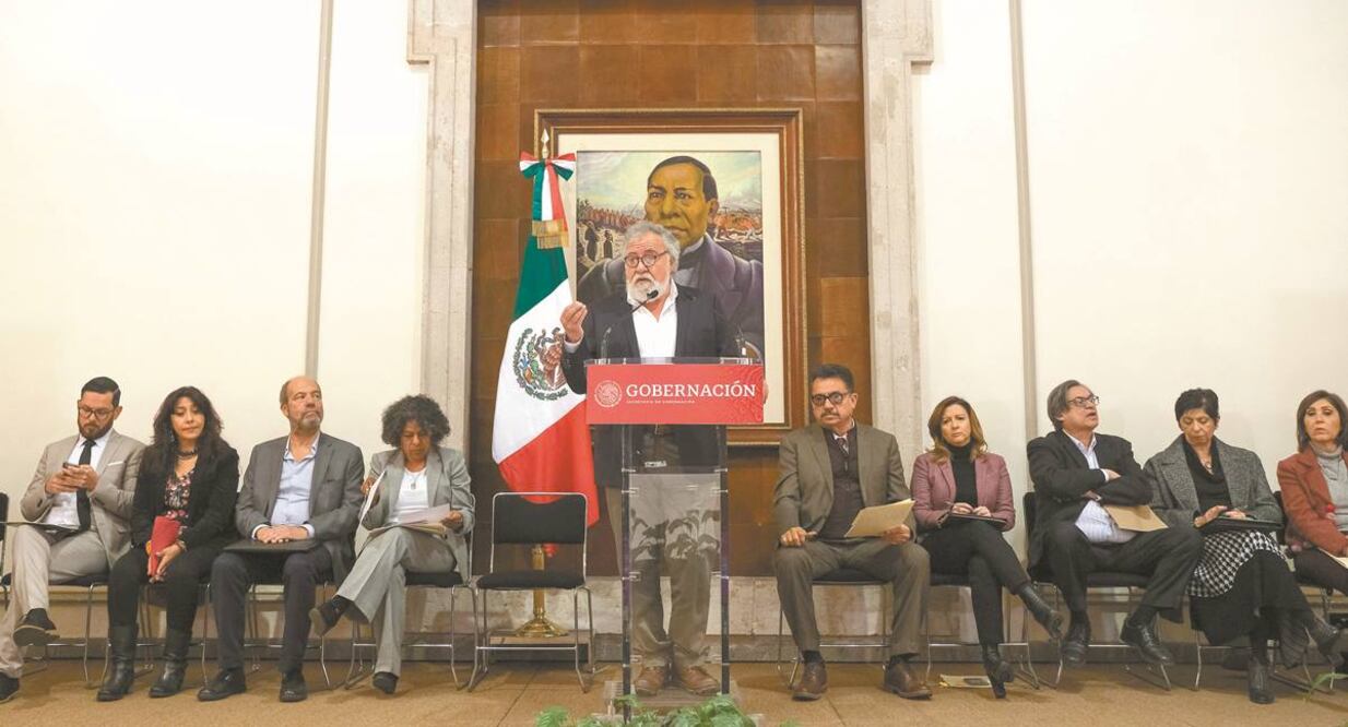 Alejandro Encinas señaló que durante el primer año de gobierno se establecieron siete ejes de acción como la garantía de los derechos humanos, las políticas migratorias y la atención a las solicitudes de refugio. Foto/GRACIELA LÓPEZ. CUARTOSCURO