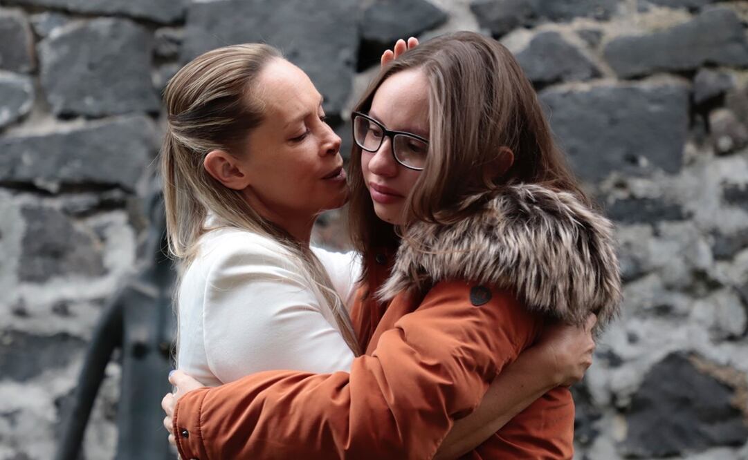 Ginny Hoffman y Alexa Parra. Foto: Berenice Fregoso