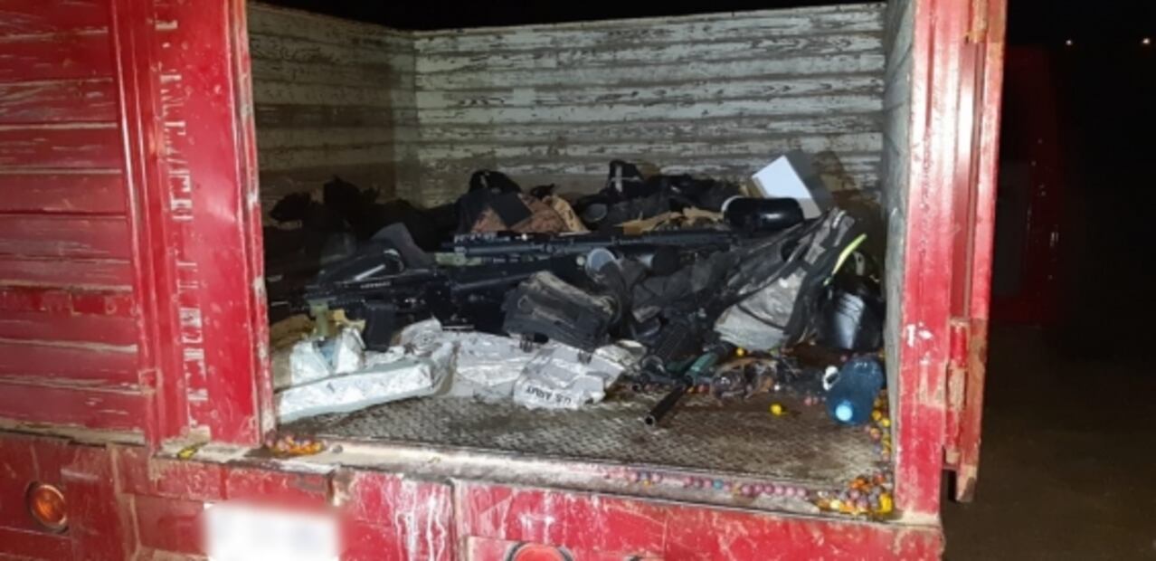 Policía Municipal asegura 45 rifles de gotcha en operativo de Halloween