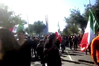 Protestan en Tijuana a favor y en contra de migrantes