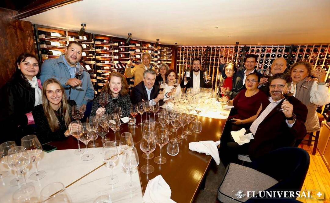 Suscriptores de EL UNIVERSAL asistieron al Wine Bar by CMB para catar seis de los vinos condecorados por el Concurso Mundial de Bruselas.  |  Foto: Berenice Fregoso.