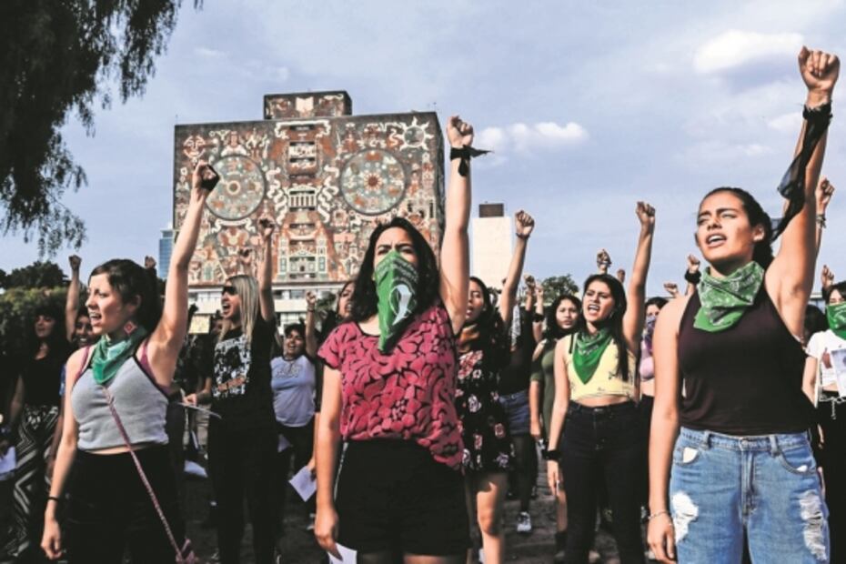 ¿Y el lunes usted será mujer neoliberal o conservadora?