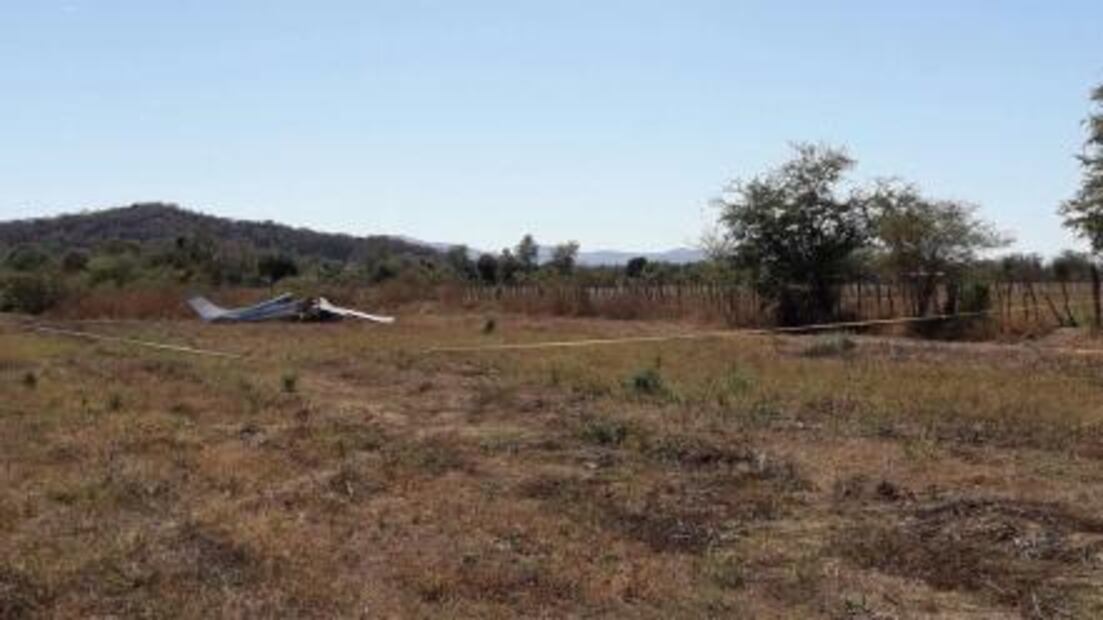 Desplome de avioneta deja dos muertos en Sinaloa